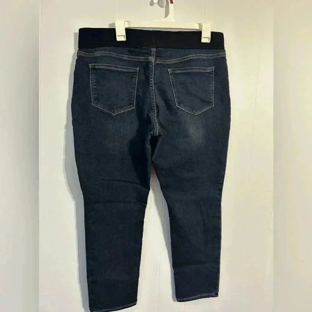 St. Johns Bay Petite XL Skinny Leg Jeans Dark‎ Wash Pull On Elastic Waist Denim